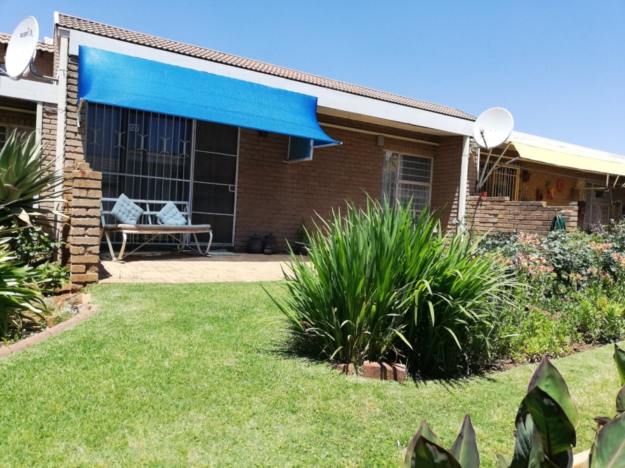 1 Bedroom Property for Sale in Oudorp North West